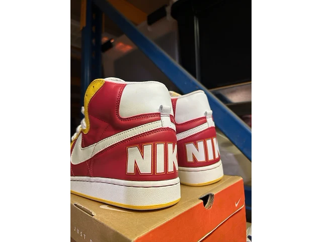 Sneakers limited edition maat 44 nike , terminator hi, rood/geel/wit - afbeelding 3 van  6