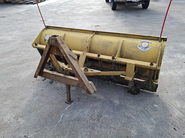 Sneeuwschuif, nido, hyl 180, 1981 - afbeelding 2 van  8