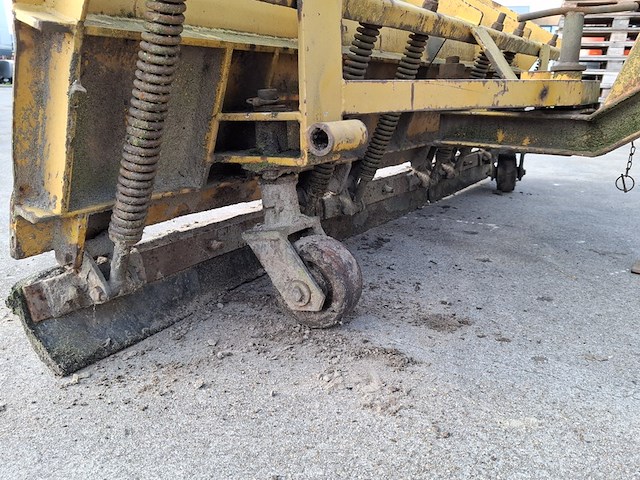 Sneeuwschuif, nido, hyl 180, 1981 - afbeelding 7 van  8