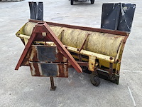 Sneeuwschuif, nido - afbeelding 4 van  11