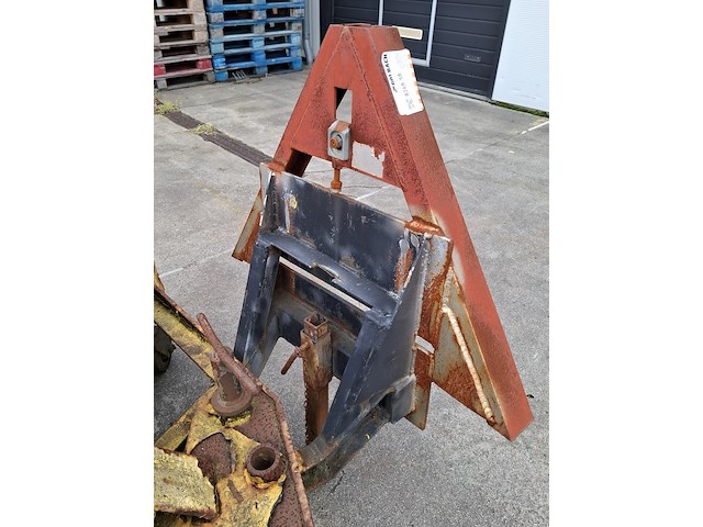 Sneeuwschuif, nido - afbeelding 7 van  11