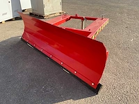 Sneeuwschuiver heftruck - afbeelding 1 van  4
