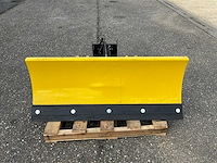 Sneeuwschuiver hydraulisch bedient - afbeelding 8 van  9