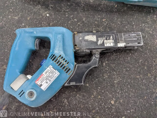 Snelschroefautomaat makita, 6833, bouwjaar 2002 - afbeelding 5 van  7