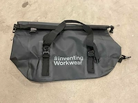 Snickers duffelbag - afbeelding 2 van  2