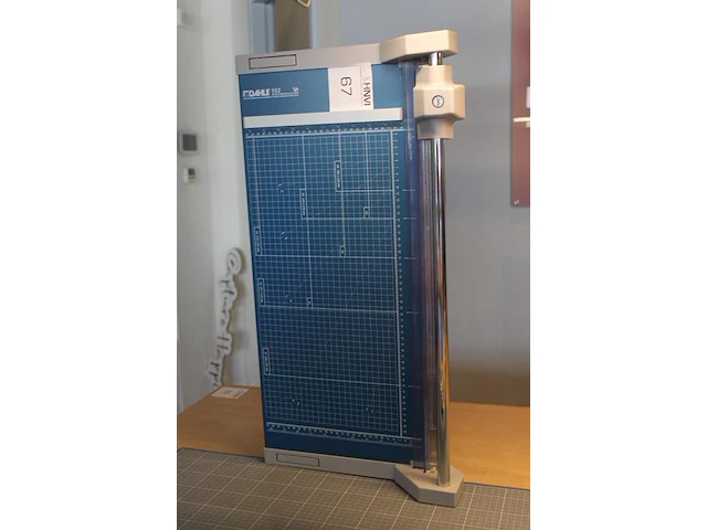 Snijapparaat dahle 552 met maximale snijbreedte 50 cm met snijmat 90 x 120 cm, stanleymes en glaskrabber. - afbeelding 2 van  2