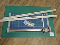 Snijapparaat dahle 552 met maximale snijbreedte 50 cm met snijmat 90 x 120 cm, twee linialen 100 cm en snij... - afbeelding 1 van  2
