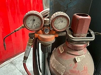 Snijbrander met flessenwagen - afbeelding 5 van  9