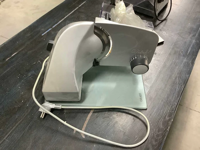 Snijmachine en toaster (2x) - afbeelding 2 van  4