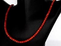Snoer met echte bloedkoralen - afbeelding 4 van  9