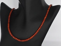 Snoer met echte bloedkoralen - afbeelding 5 van  9