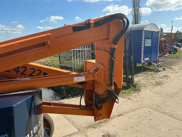Snorkelift uno-33e knikarmhoogwerker - afbeelding 11 van  24