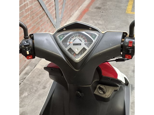 Snorscooter, agm, r8, 2014 - afbeelding 3 van  39