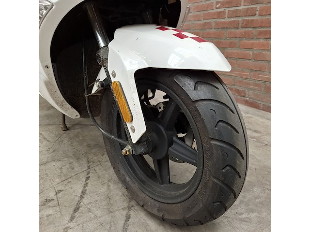 Snorscooter, agm, r8, 2014 - afbeelding 9 van  39