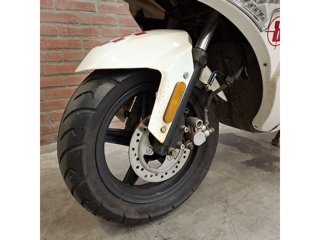 Snorscooter, agm, r8, 2014 - afbeelding 26 van  39