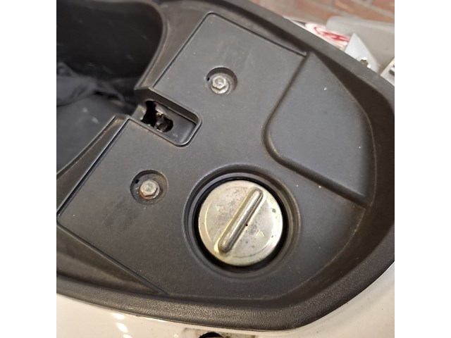 Snorscooter, agm, r8, 2014 - afbeelding 32 van  39