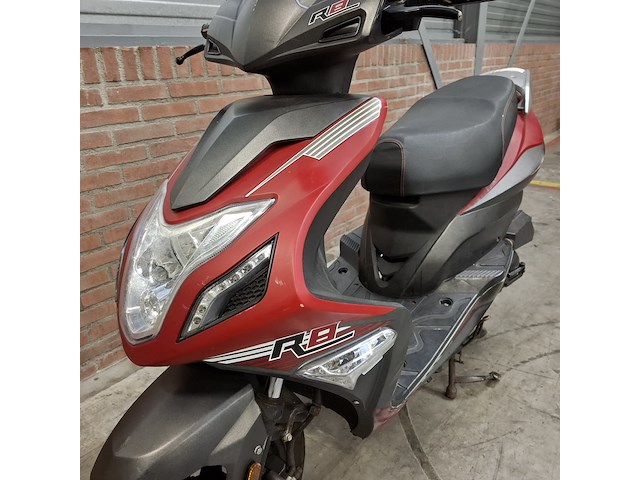 Snorscooter, btc, r8, 2019 - afbeelding 19 van  31
