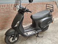 Snorscooter, la souris, sourini, 2021 - afbeelding 8 van  33