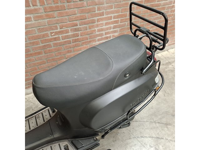 Snorscooter, la souris, sourini, 2021 - afbeelding 21 van  33