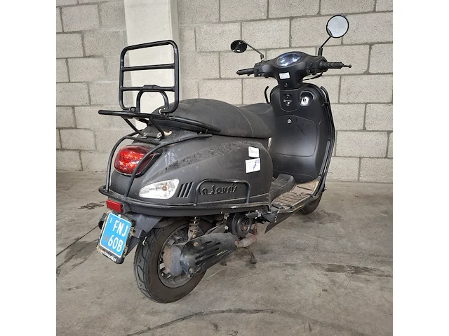 Snorscooter, la souris, sourni s, 2023 - afbeelding 11 van  48