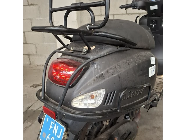 Snorscooter, la souris, sourni s, 2023 - afbeelding 14 van  48