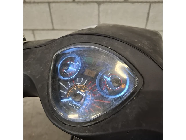 Snorscooter, la souris, sourni s, 2023 - afbeelding 20 van  48