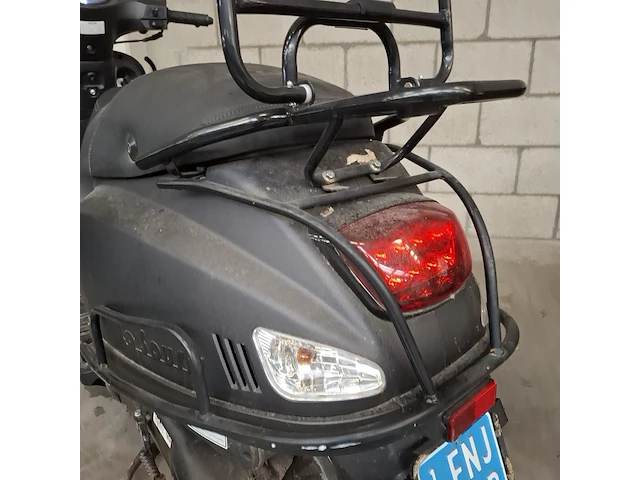 Snorscooter, la souris, sourni s, 2023 - afbeelding 29 van  48