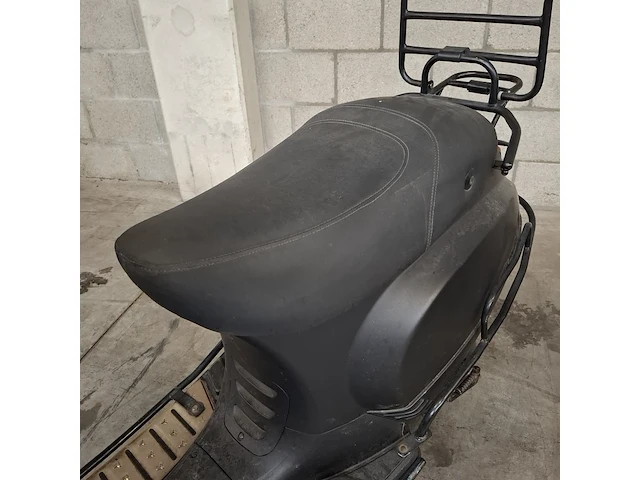 Snorscooter, la souris, sourni s, 2023 - afbeelding 46 van  48