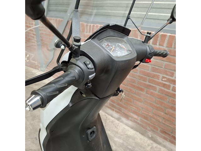 Snorscooter, peugeot, kisbee, 2021 - afbeelding 18 van  35