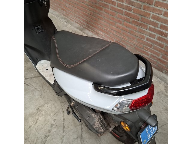 Snorscooter, peugeot, kisbee, 2021 - afbeelding 28 van  35
