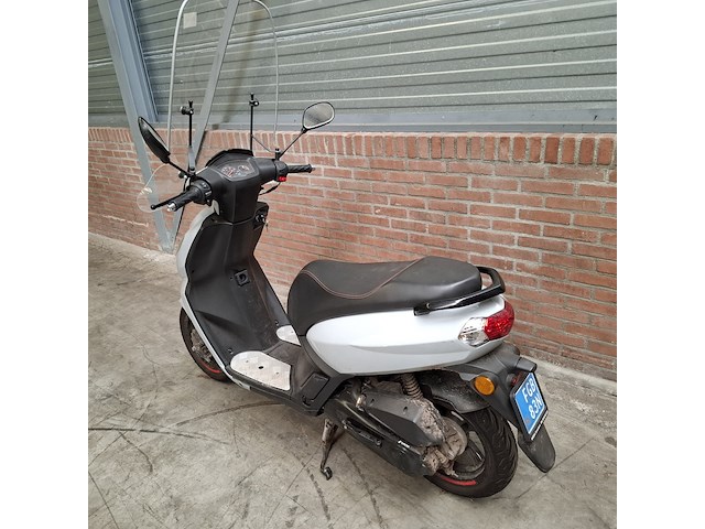 Snorscooter, peugeot, kisbee, 2021 - afbeelding 29 van  35