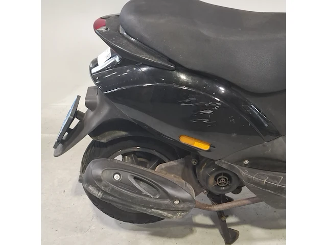 Snorscooter, piaggio, zip, 2012 - afbeelding 6 van  13