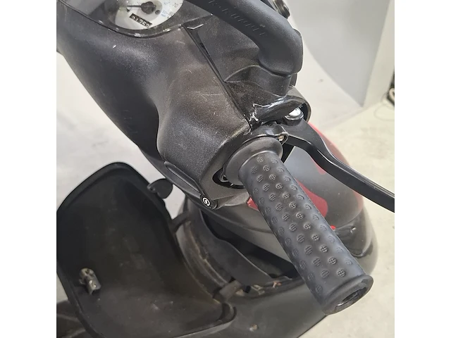 Snorscooter, piaggio, zip, 2012 - afbeelding 11 van  13