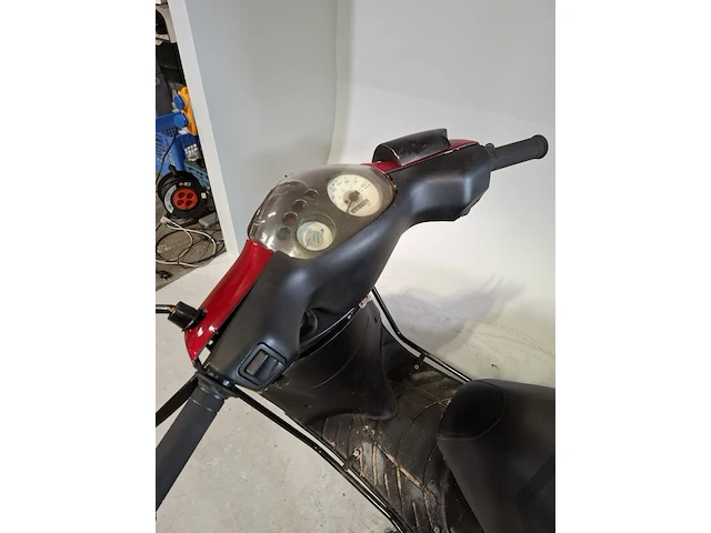Snorscooter, piaggio, zip, 2012 - afbeelding 13 van  16