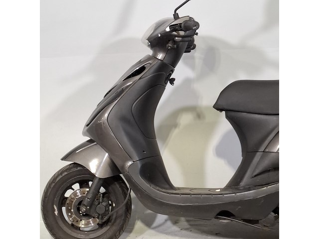Snorscooter, piaggio, zip, 2017 - afbeelding 11 van  20