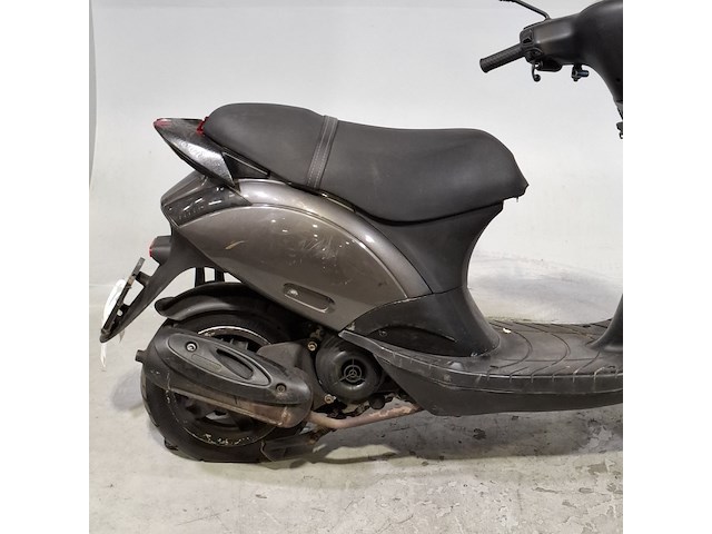 Snorscooter, piaggio, zip, 2017 - afbeelding 12 van  20