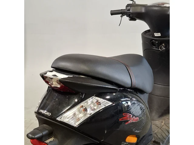 Snorscooter, piaggio, zip, 2023 - afbeelding 4 van  19