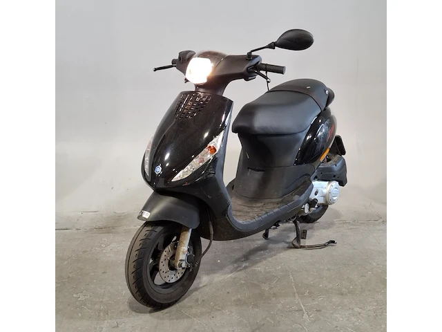Snorscooter, piaggio, zip, 2023 - afbeelding 1 van  19