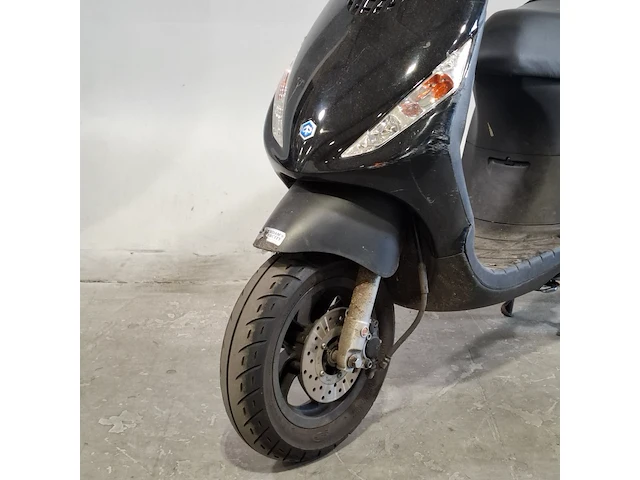 Snorscooter, piaggio, zip, 2023 - afbeelding 13 van  19