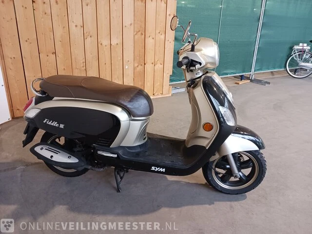 Snorscooter sym, fiddle lll, bouwjaar 2017 - afbeelding 4 van  16