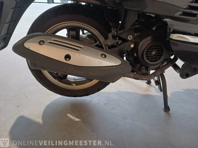 Snorscooter sym, fiddle lll, bouwjaar 2017 - afbeelding 7 van  16
