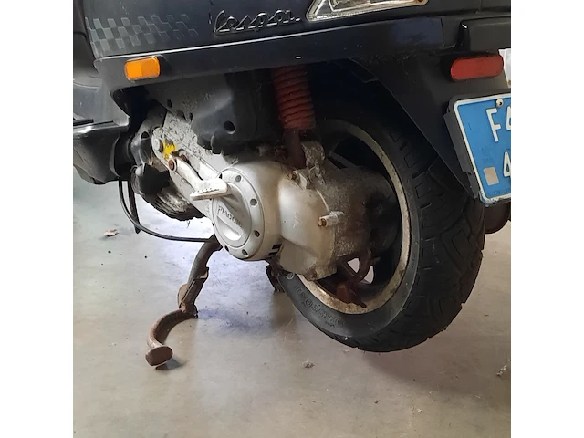 Snorscooter vespa piaggio, 2012 - afbeelding 13 van  28