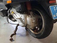 Snorscooter vespa piaggio, 2012 - afbeelding 13 van  28