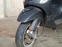 Snorscooter vespa piaggio, 2012 - afbeelding 24 van  28
