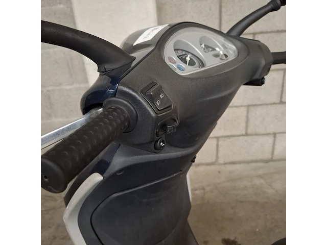 Snorscooter, vespa piaggio, c44 fly25, 2010 - afbeelding 32 van  42