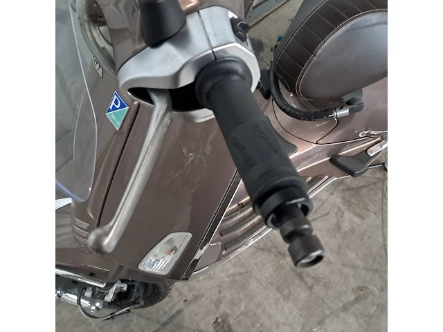 Snorscooter, vespa piaggio, primavera, 2015 - afbeelding 7 van  21