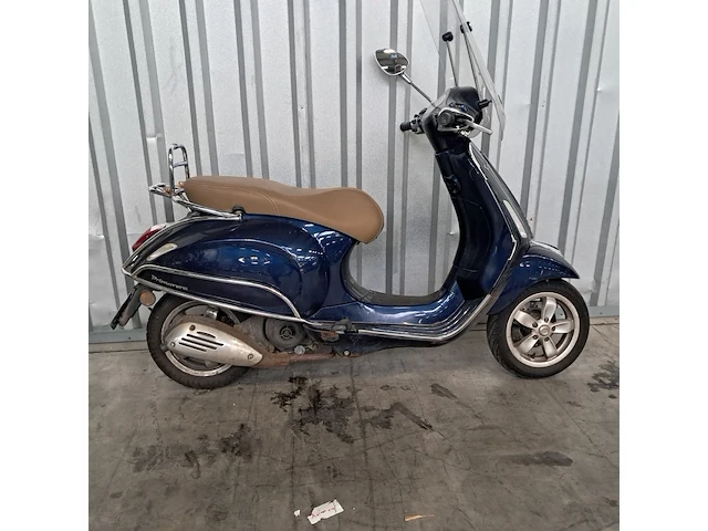 Snorscooter, vespa piaggio, primavera, 2016 - afbeelding 24 van  37