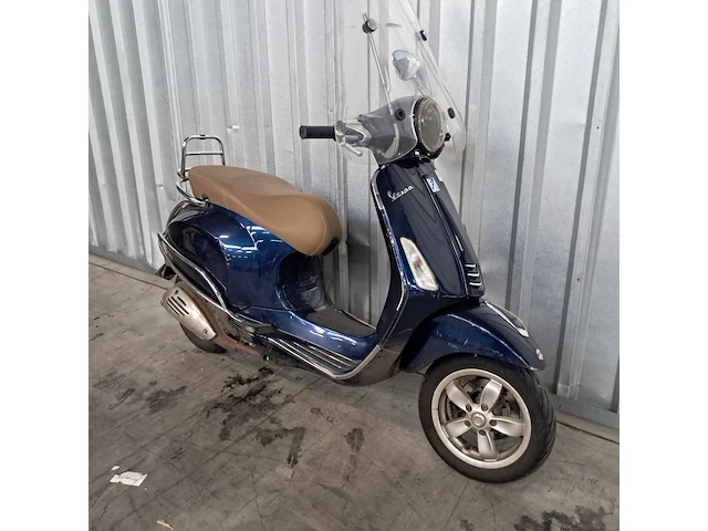Snorscooter, vespa piaggio, primavera, 2016 - afbeelding 26 van  37