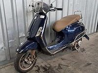 Snorscooter, vespa piaggio, primavera, 2016 - afbeelding 33 van  37