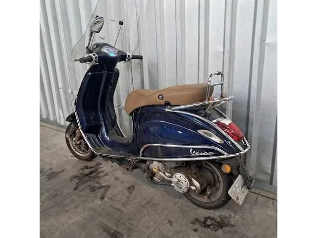 Snorscooter, vespa piaggio, primavera, 2016 - afbeelding 34 van  37